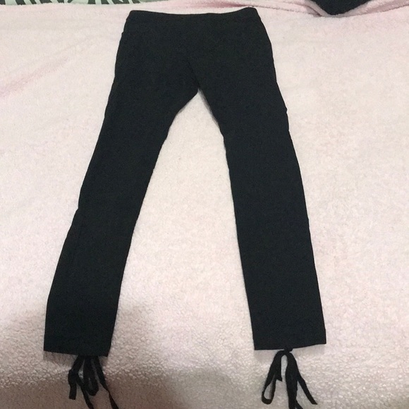 Black pants - Picture 3 of 4